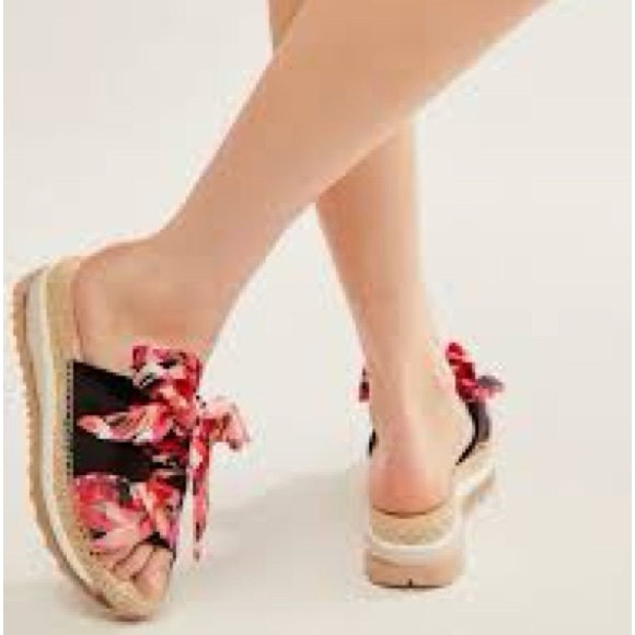 #145/33❤️ BRAND NEW IN BOX FREE PEOPLE CHAPMIN SPORTS SANDALS IN WATERMELON - Picture 2 of 11